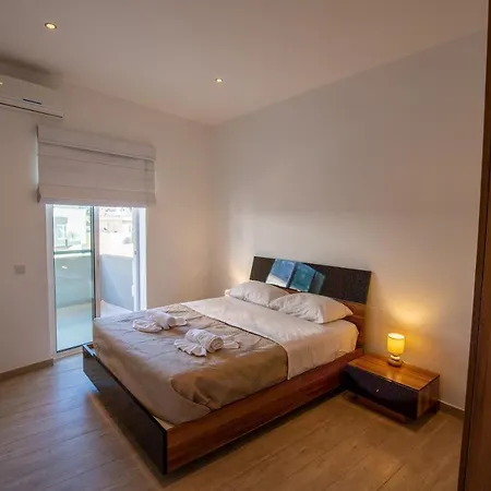 Apartment Carlitos With Private Swimming Pool By Eldi *